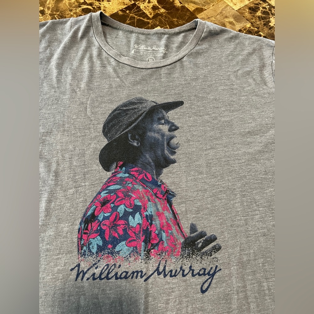 William Murray Golf "IT'S IN THE HOLE!" T-SHIRT. Men’s Size X-Large.